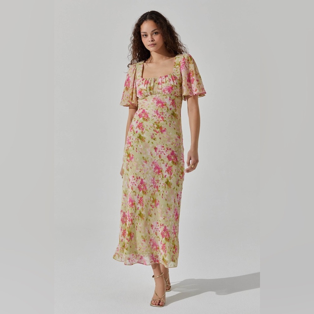 ASTR The Label Tie Back Flutter Sleeve Midi Dress - Picture 5 of 6